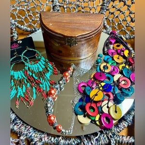 Colorful Beaded‎ Jewelry Set with Trinket Box